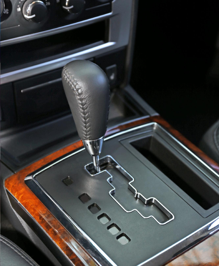 Boîte de vitesse automatique automobile mise en avant par Garage Planuya